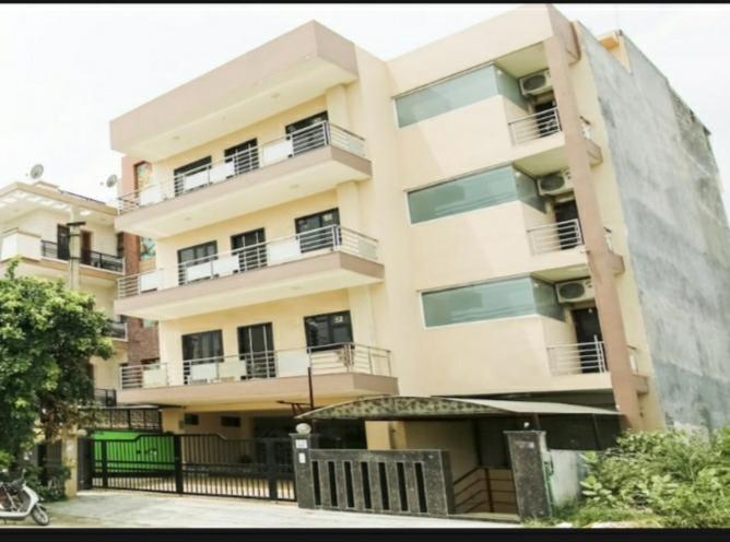 Rbm Residency Hotell Gurgaon Exteriör bild